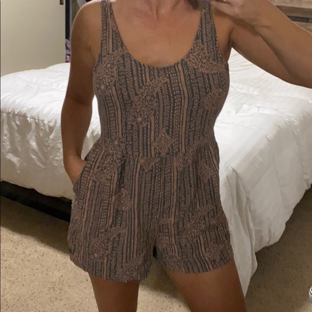 Patterned romper